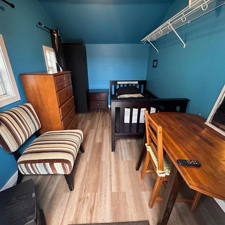 Ranny'S Private Rooms YYC Eksteriør bilde