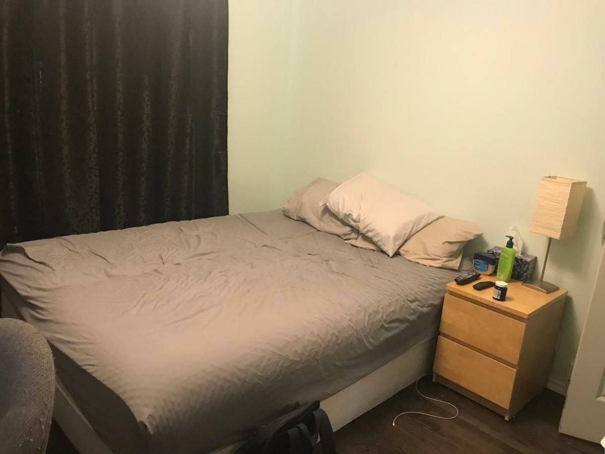 Ranny'S Private Rooms YYC Eksteriør bilde