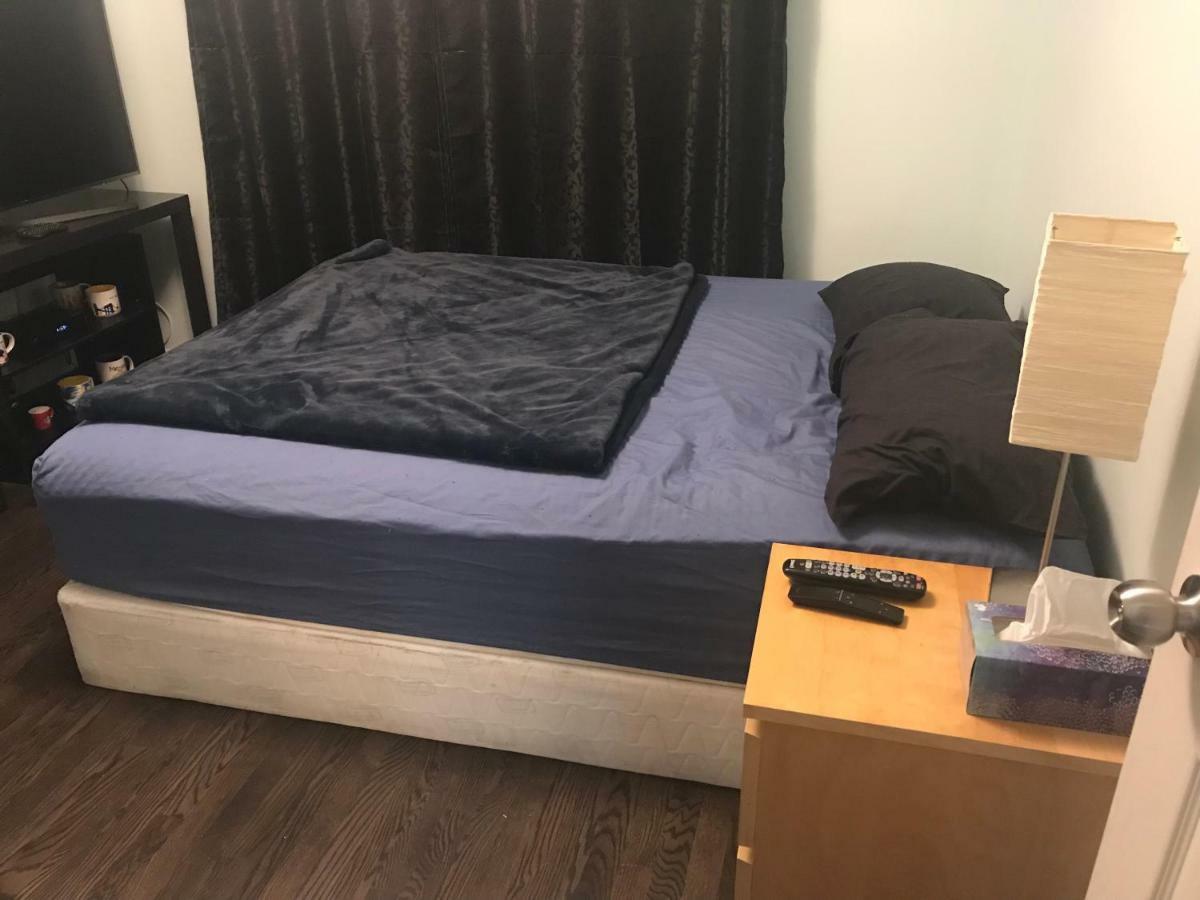 Ranny'S Private Rooms YYC Eksteriør bilde